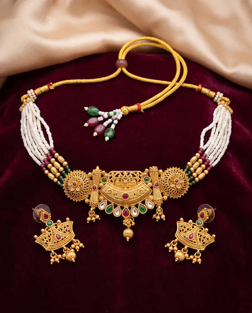 Antique choker with pearl strands